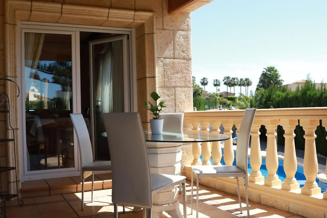 Villa Tres Palmeras En Alfaz Del Pi , Albir, Benidorm L'Alfas del Pi Spain